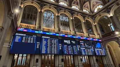 Interior de la Bolsa de Madrid.