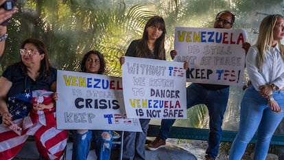 Venezuelan protesters attend a vigil in Doral, Florida, on May 8, 2025.