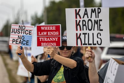 Protesters outside the Krome Detention Center in Miami on March 29, 2025.