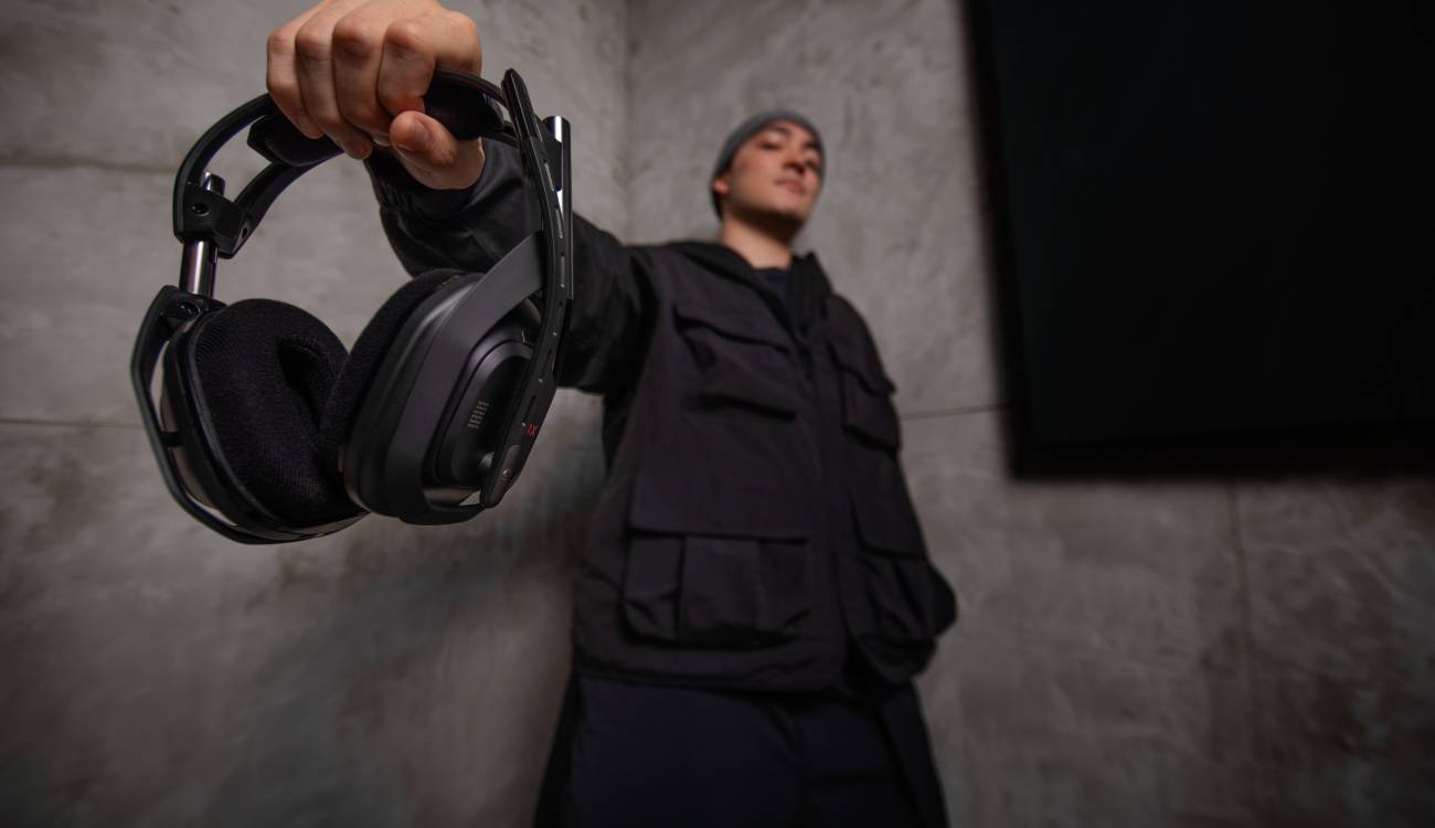 Escucha mejor a los enemigos en tus partidas con los mejores auriculares gaming con sonido envolvente