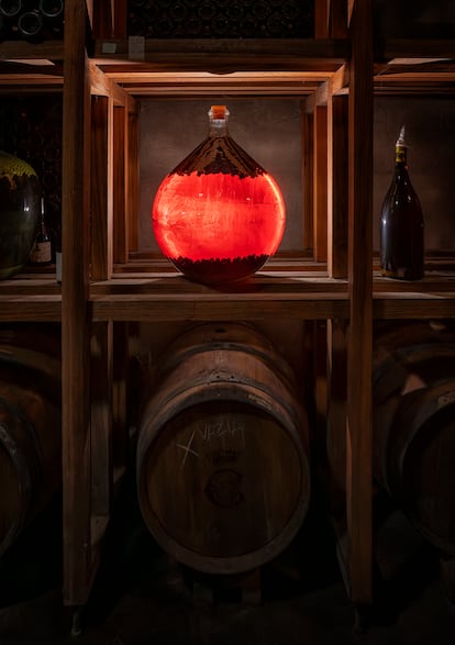 Una experiencia de crianza en damajuana de cristal a cargo de Galactic Wine.