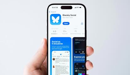 Uso de Bluesky en un smartphone
