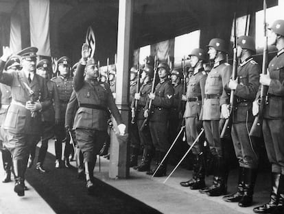 Adolf Hitler, Francisco Franco