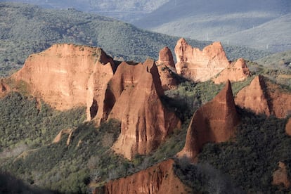 Paisaje de Las Médulas con las antiguas minas de oro romanas.