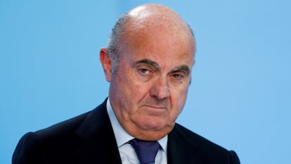 El vicepresidente del BCE, Luis de Guindos, durante la rueda de prensa posterior al consejo de gobierno de la entidad el 5 de junio, en Frankfurt