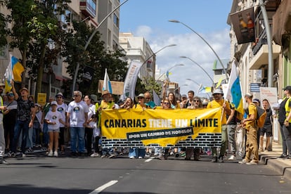 Protesta por el turismo masivo en Tenerife.